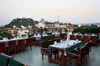 Emerald Garden Club Ltd. Hotel Джайпур Екстериор снимка